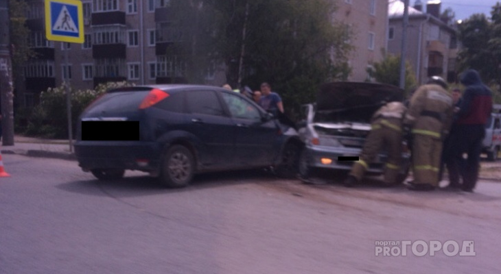 Авария в Йошкар-Оле: две машины «не поделили» перекресток в Девятом