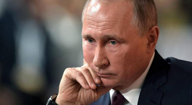Новости России: рейтинг доверия Путину снизился до исторического минимума