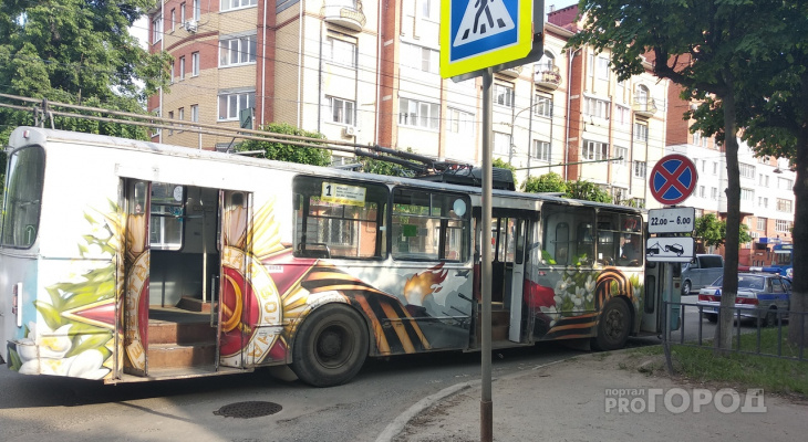 В Йошкар-Оле ищут свидетелей ДТП на Первомайской, в котором пострадала пассажирка троллейбуса