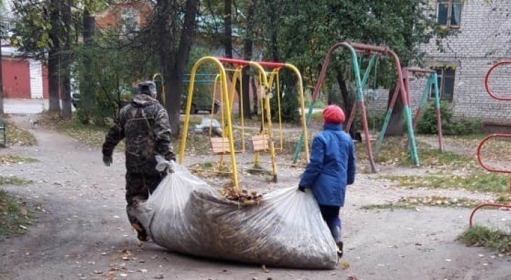 Более 18 тонн мусора вывезли с улиц Йошкар-Олы за время месячника по уборке