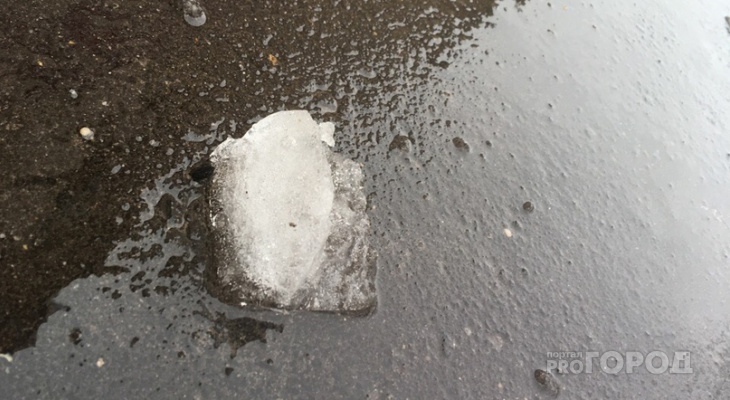 Снежный «подарок»: на голову йошкаролинца с крыши прилетел кусок льда