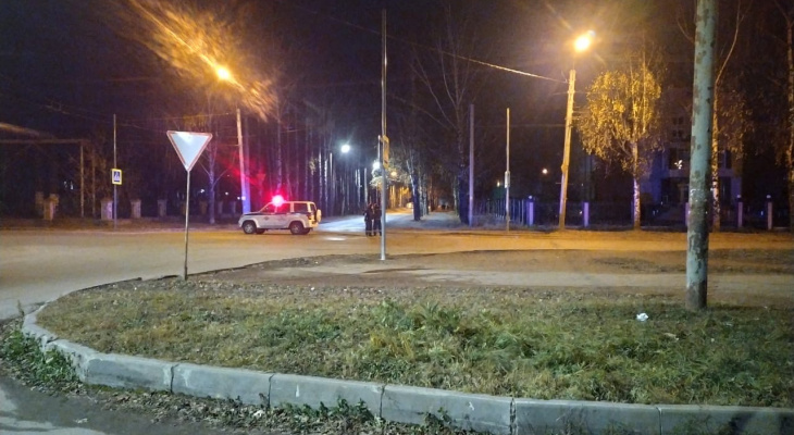 Ночью полицейские в бронежелетах оцепили дорогу в Йошкар-Оле
