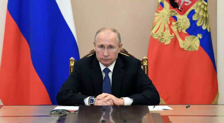 Путиным был подписан закон о гарантии неприкосновенности экс-президенту