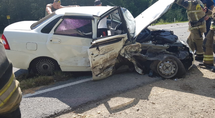 «Пассажирка Priora погибла»: появились подробности серьезного ДТП на объездной Волжска