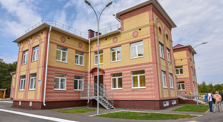 Глава Марий Эл открыл новый детский сад в Медведево