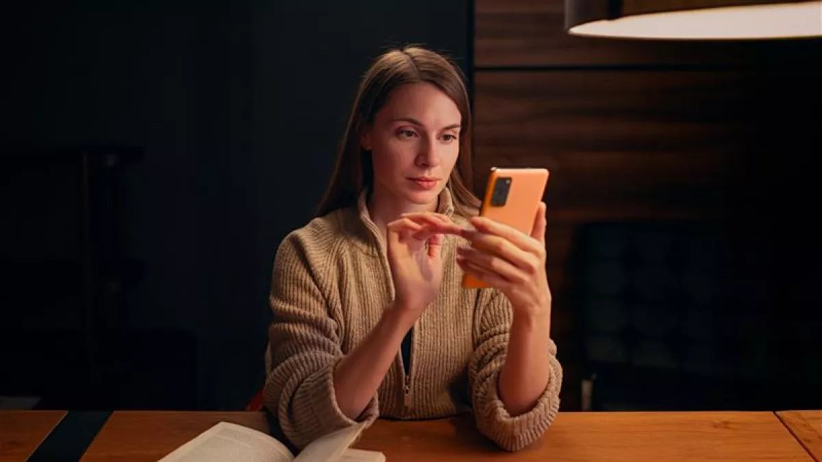 Как выбрать подарок к 8 Марта с помощью нейросетей – Билайн 