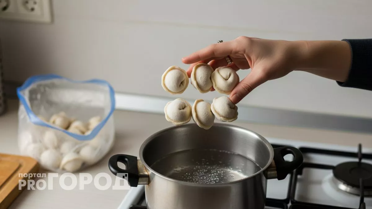 Забытый бабушкин секрет который не даст пельменям развалиться даже в крутом кипятке