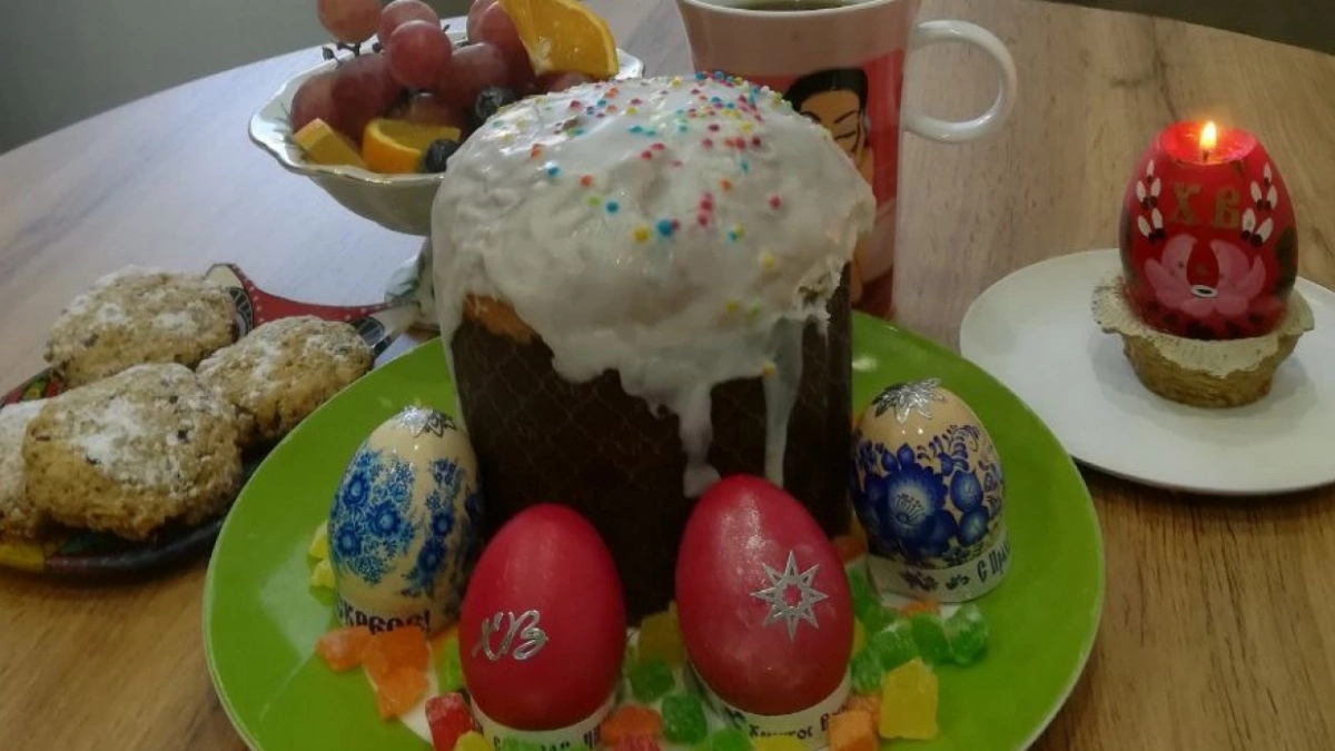 В любой цвет радуги: чем и как красить яйца на Пасху – проще простого