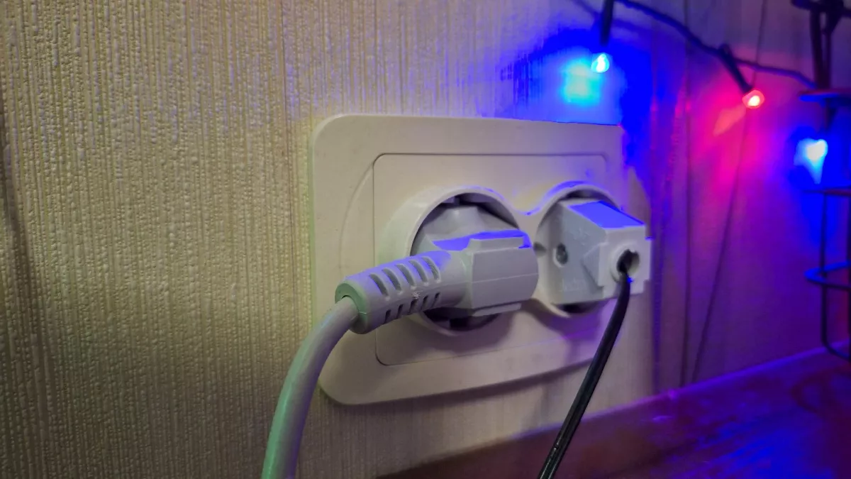 Кроме холодильника: не вздумайте отключать эти три электроприбора в доме