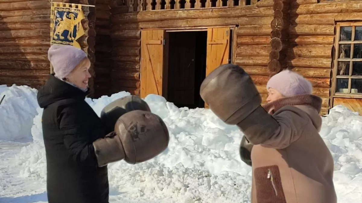 Мамы погибших бойцов взяли в руки топоры на богатырской заставе