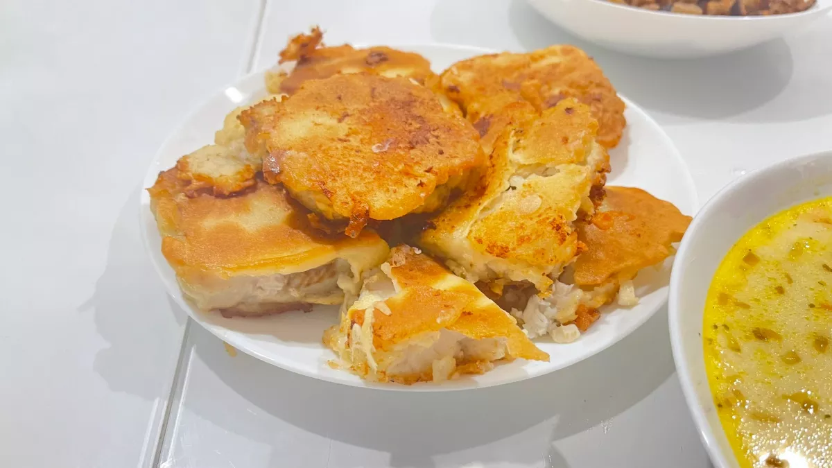 Обычный уксус превращает жесткую рыбу в нежное филе: секретный трюк ресторанных шефов