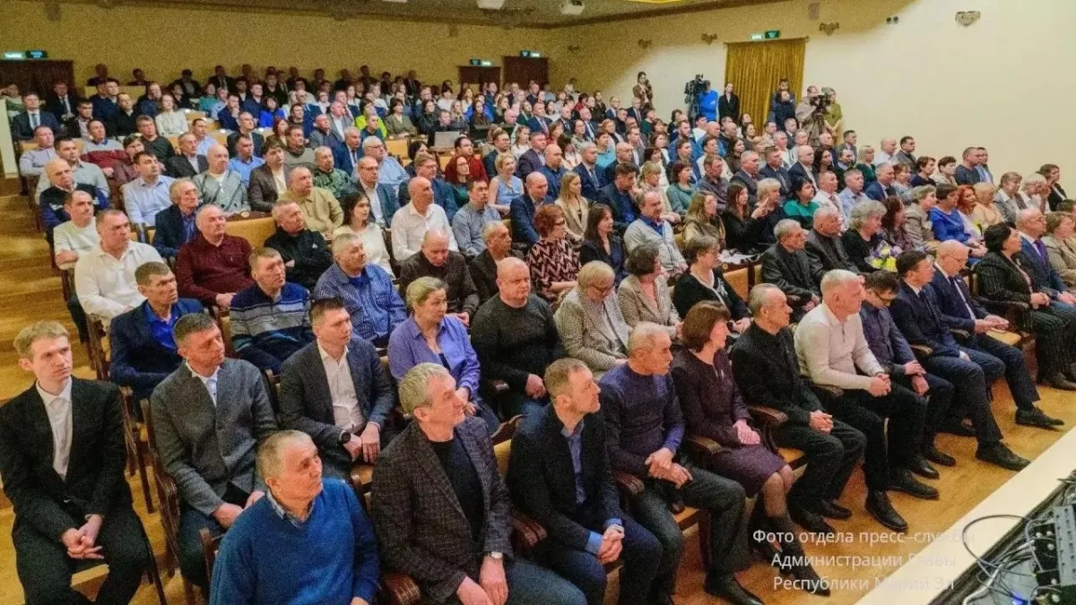 Председатель Госсобрания Марий Эл назвал главное качество работников ЖКХ