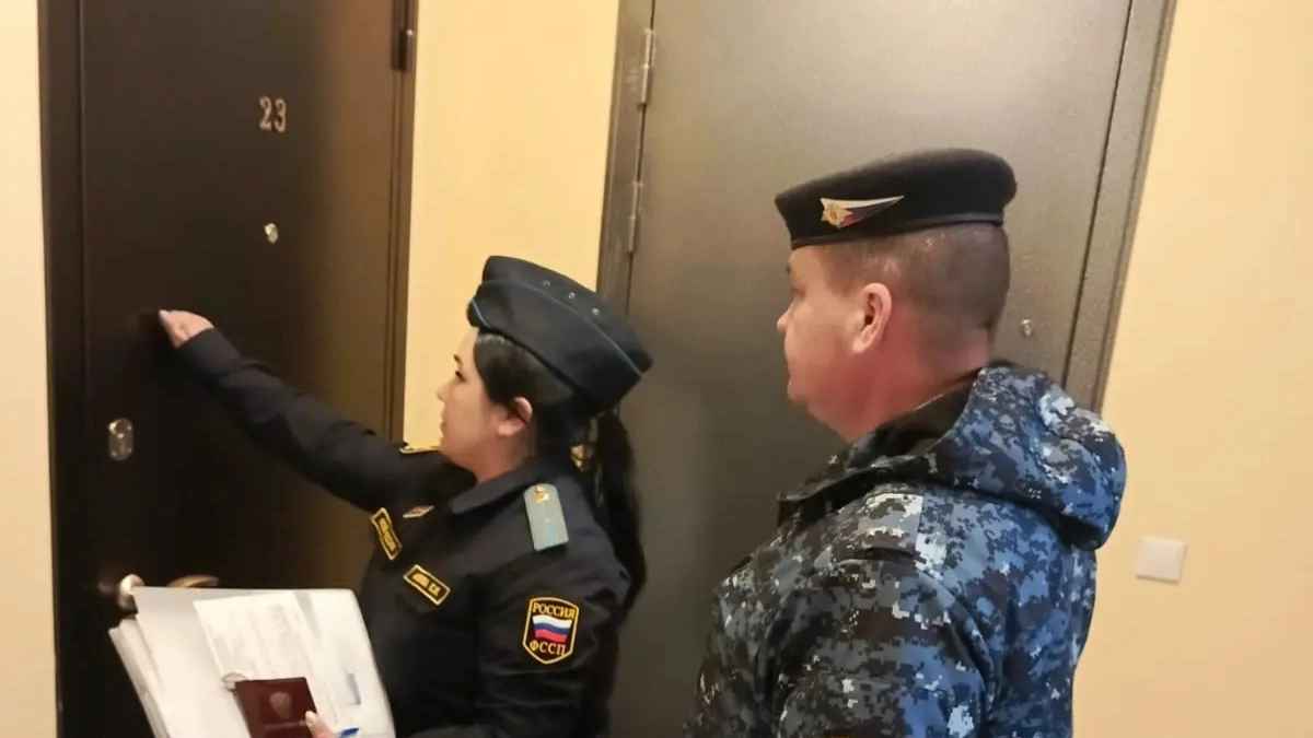 Парень из Медведевского района пытался скрыться от армии, но его заставили заплатить