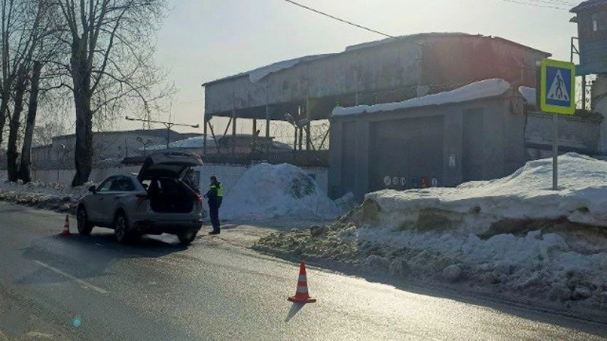 Водитель Haval сбил женщину на нерегулируемом переходе в Медведеве