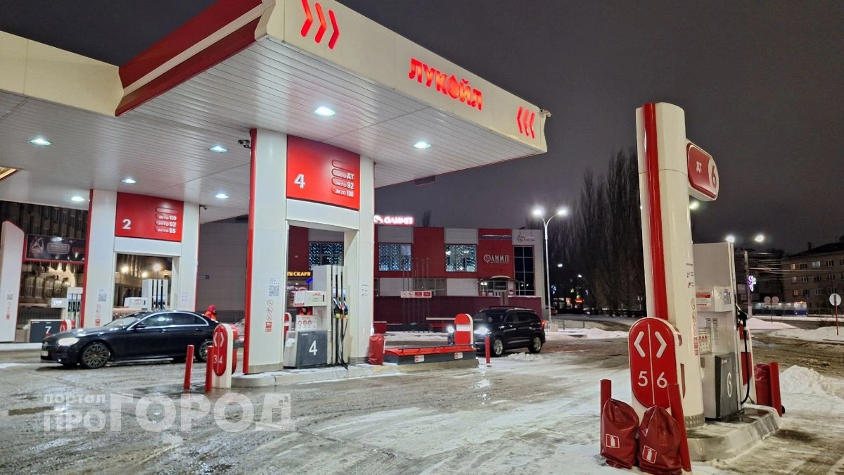 Бензин в Марий Эл признали одним из самых дешевых в Приволжье