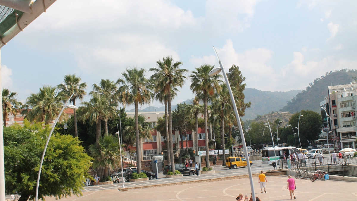 Что творят российские туристы в Турции: 8 ситуаций, от которых у персонала волосы встают дыбом