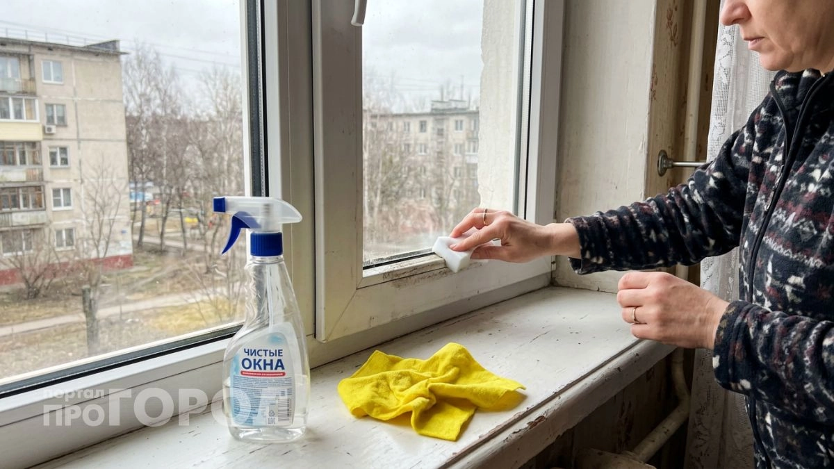 Взяла одну белую губку за 30 рублей и теперь убираю дом вдвое быстрее