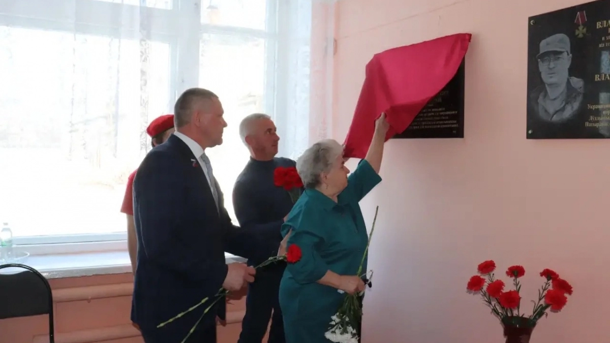 В Марковской школе Оршанского района открыта мемориальная доска в честь героя-земляка погибшего на СВО
