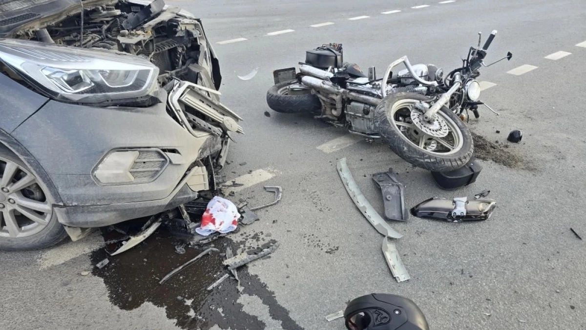 Два ДТП с байкерами за день: один ехал не на своем мопеде