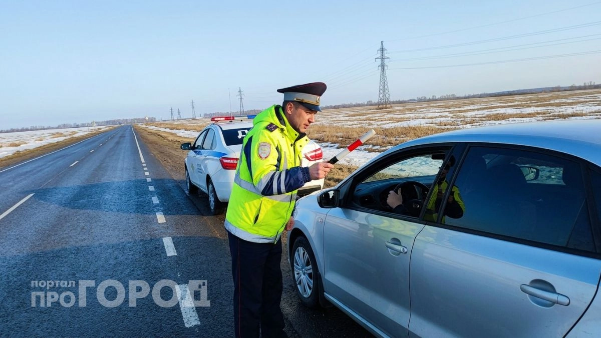 Три новые ловушки готовят водителям на дорогах: с чем придется стать еще аккуратнее