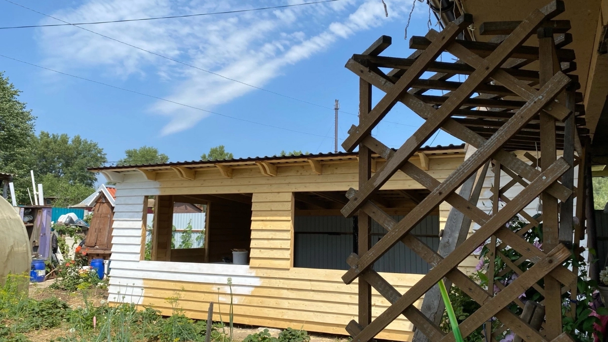 Краска для фасада уже прошлый век и выглядит колхозно: все переходят на новый материал — дерево без гнили на 100 лет 