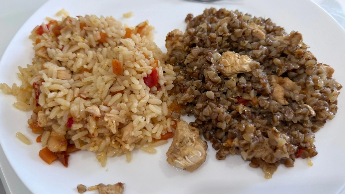 Рис и овсянка — прошлый век: диетолог назвал самые полезные крупы — вы их точно ели в детстве