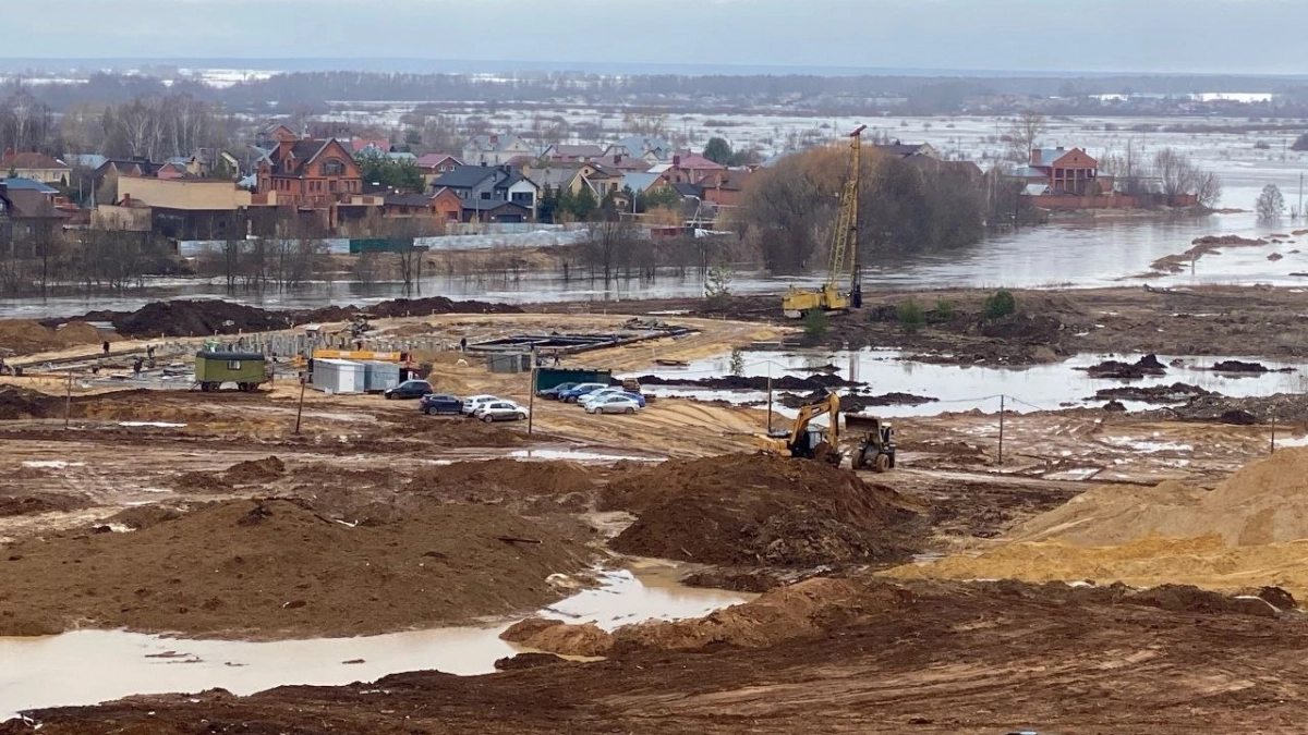 Паводок в Йошкар-Оле, закрытие АЗС и ДТП: главные новости за 6 апреля