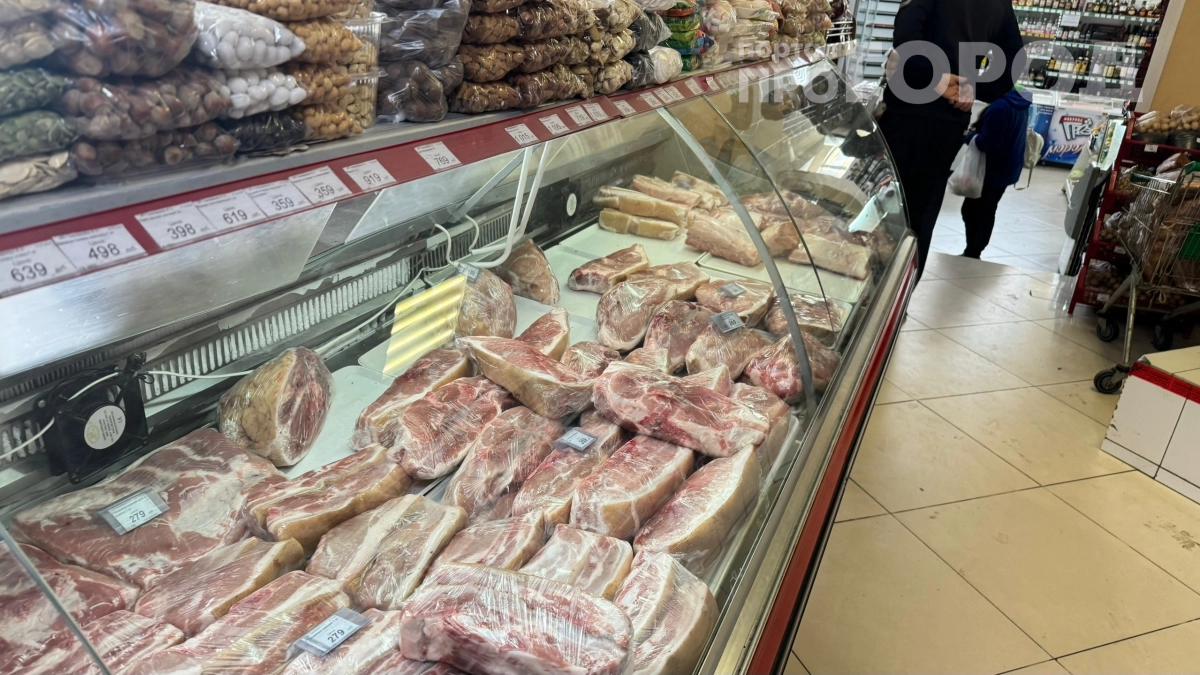 Свинина по 199 рублей и курица по 218: вы годами переплачиваете за мясо — правда о продуктах в Светофоре