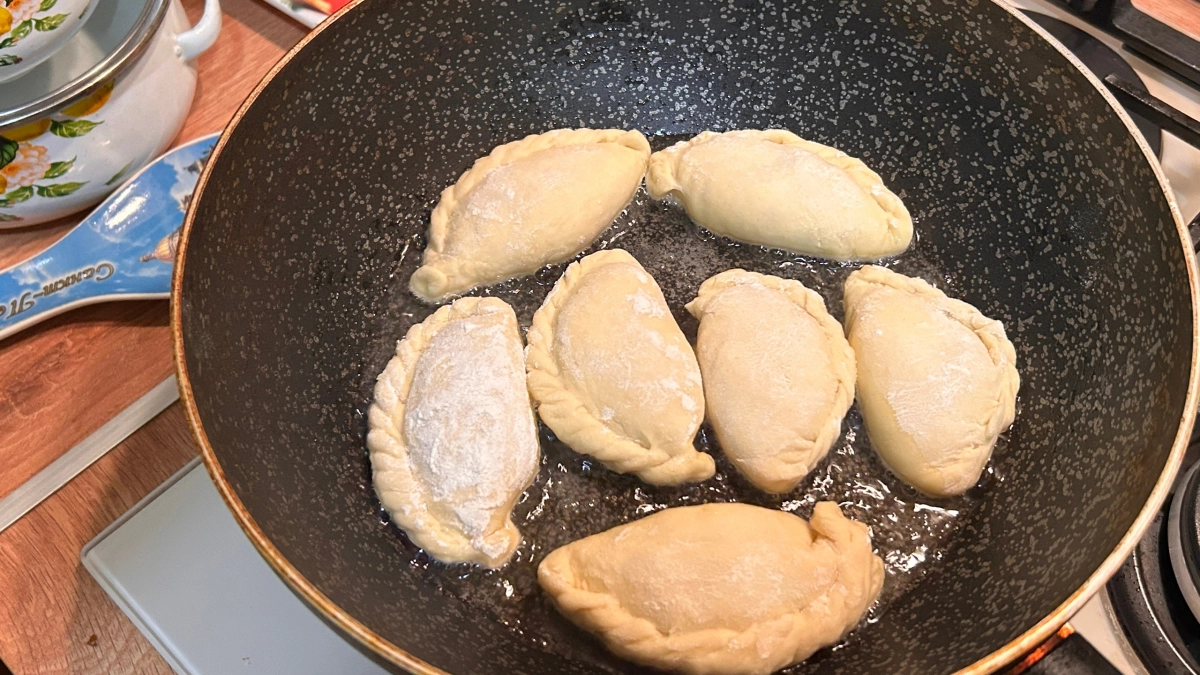 Можно ли жарить еду на одном и том же масле: запомните раз и навсегда