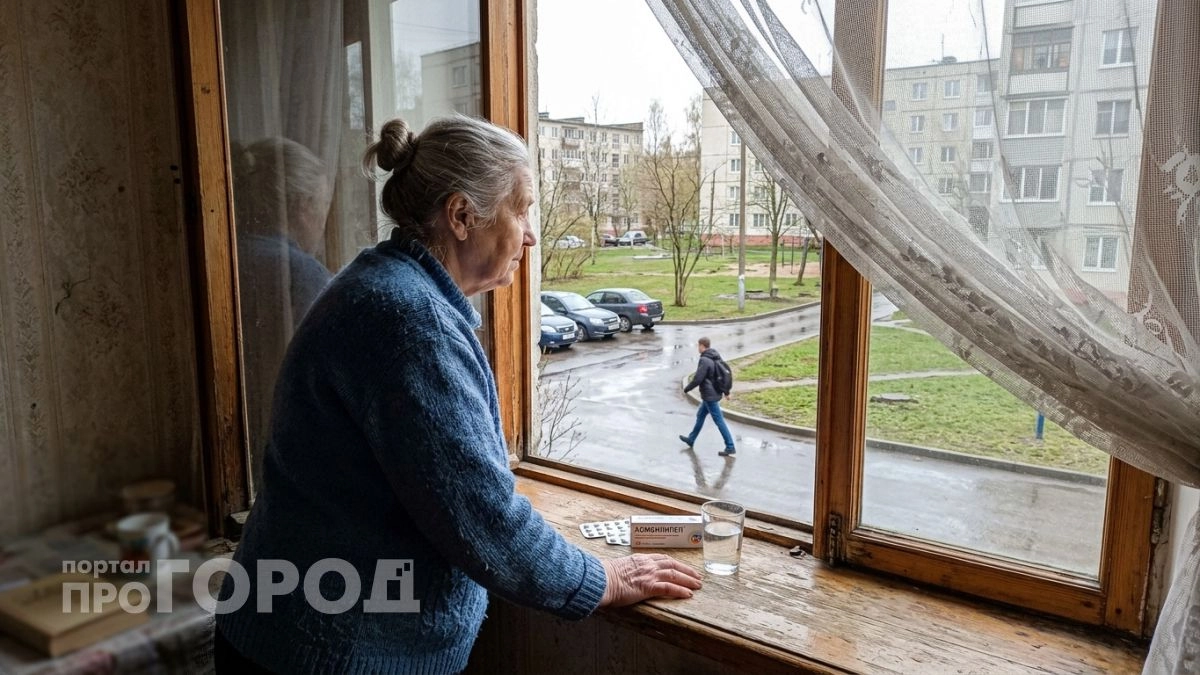 Оставят без копейки: пенсионеров предупредили о приостановке всех выплат из-за неснятых вовремя денег