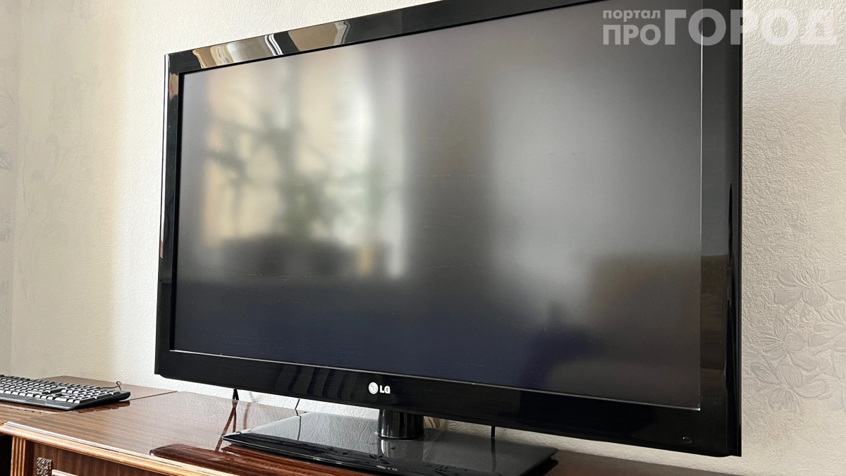 Вы чистите экран неправильно: 5 фатальных ошибок, которые допускают 90 % владельцев телевизоров