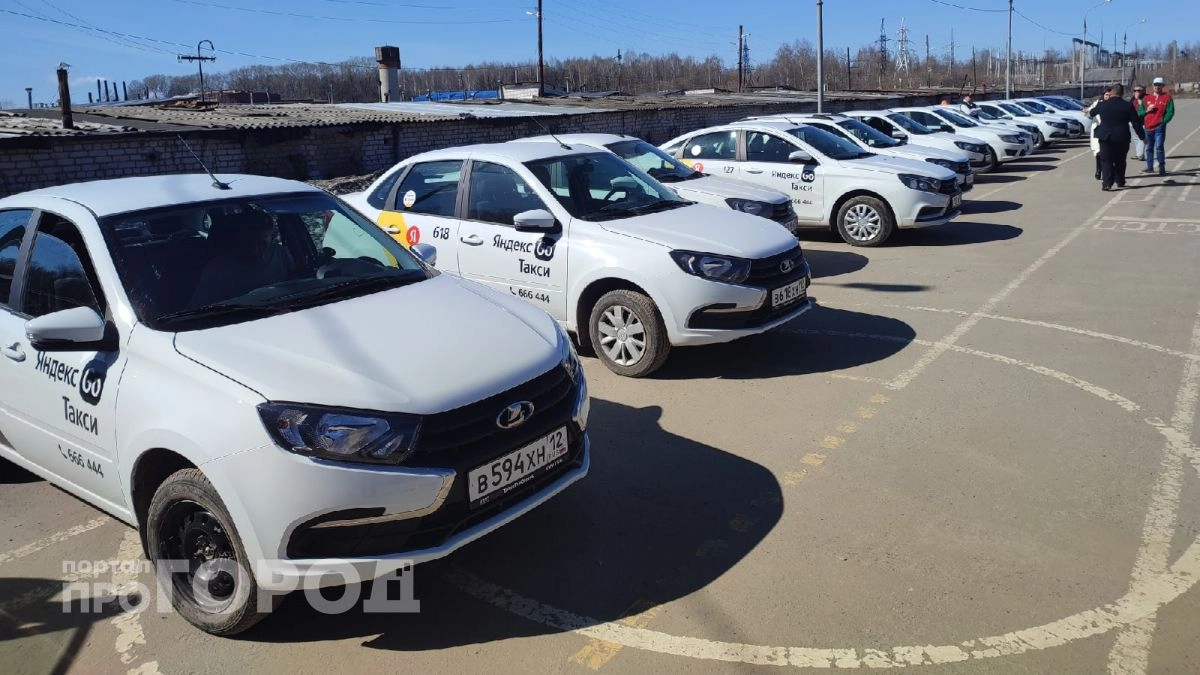 В Йошкар-Оле запустили новый тариф такси с кондиционером и зарядкой для телефона