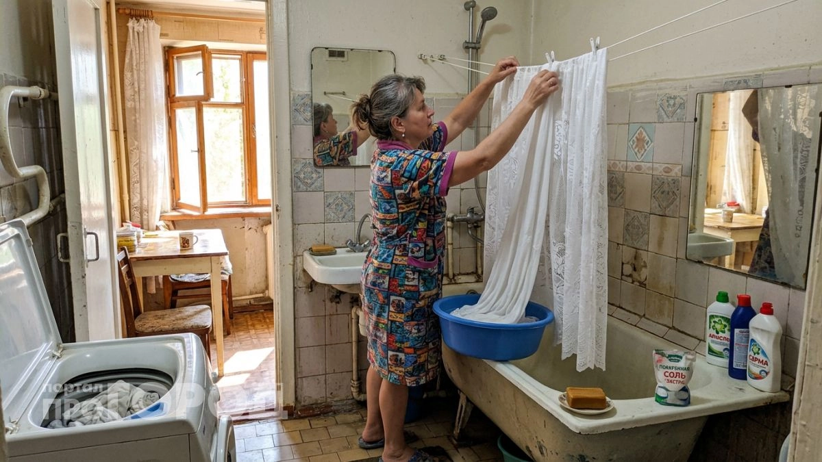 Стираю тюль без дорогой химии: всего один доступный аптечный препарат возвращает ему ослепительный вид