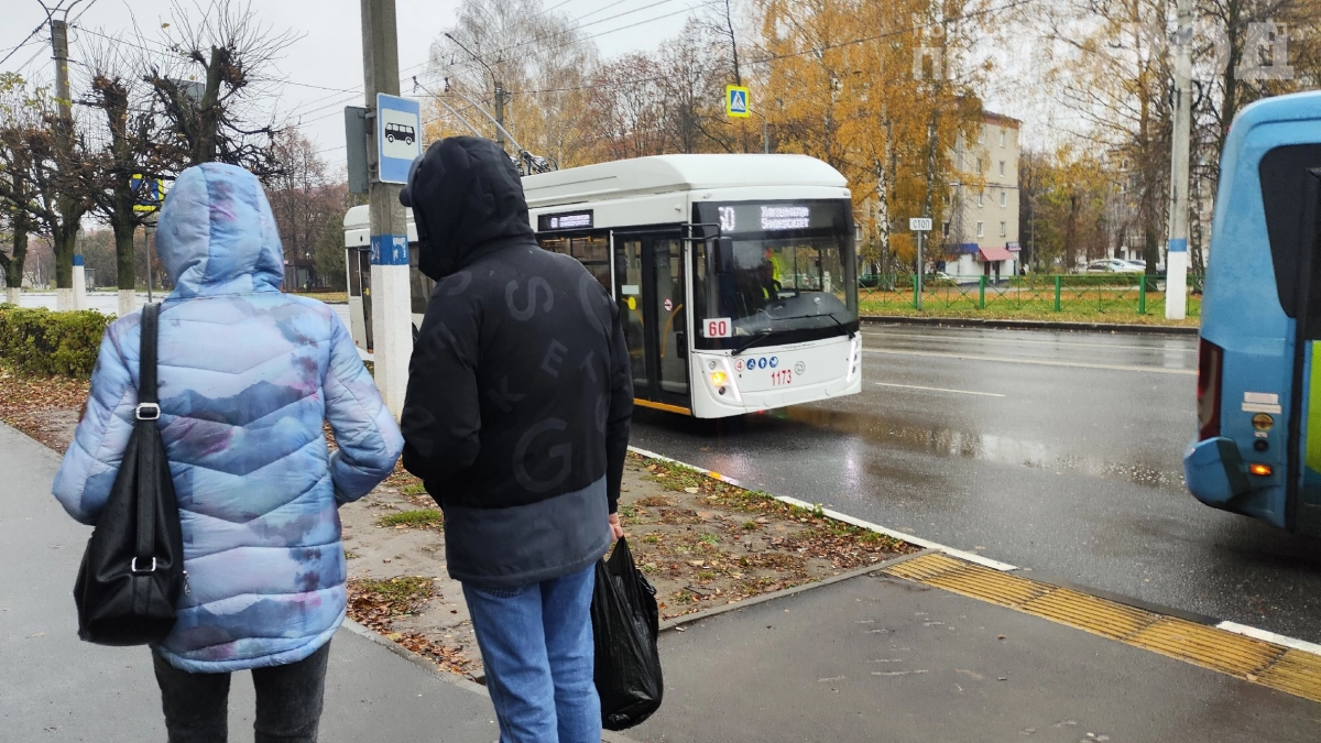 Высадил пассажира на остановке — получил штраф: что закон разрешает, но с нюансами — нужно знать каждому водителю