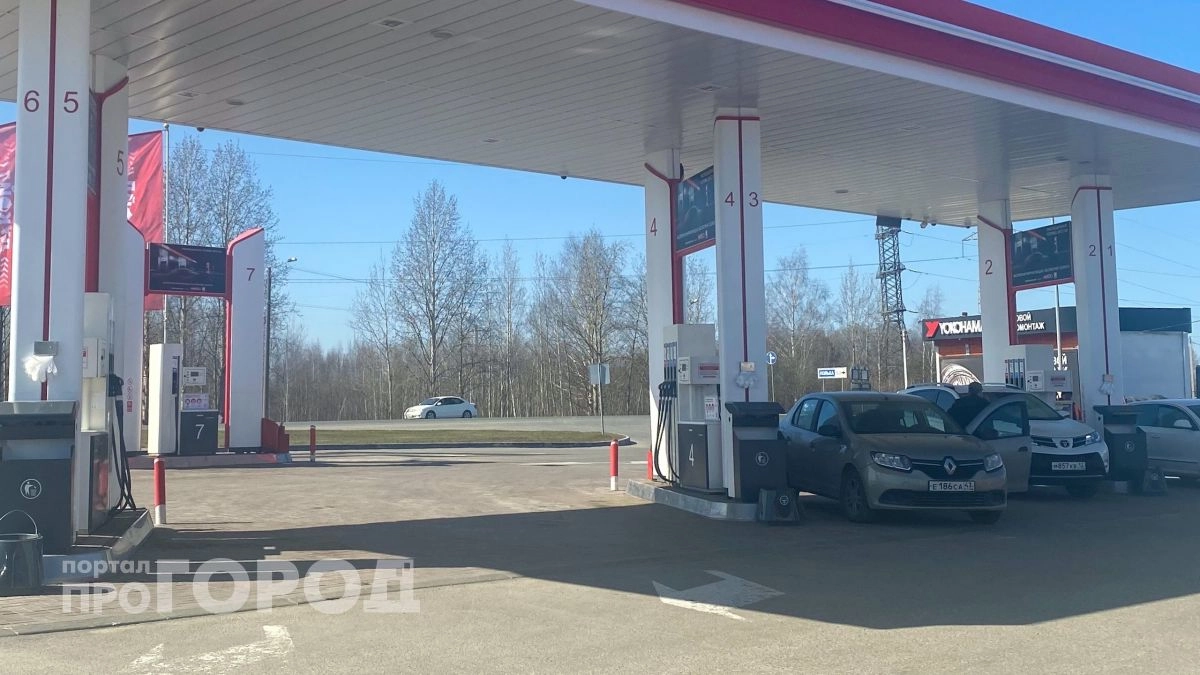 Цены на бензин в Марий Эл обновили свой максимум: сразу на 15 процентов за год