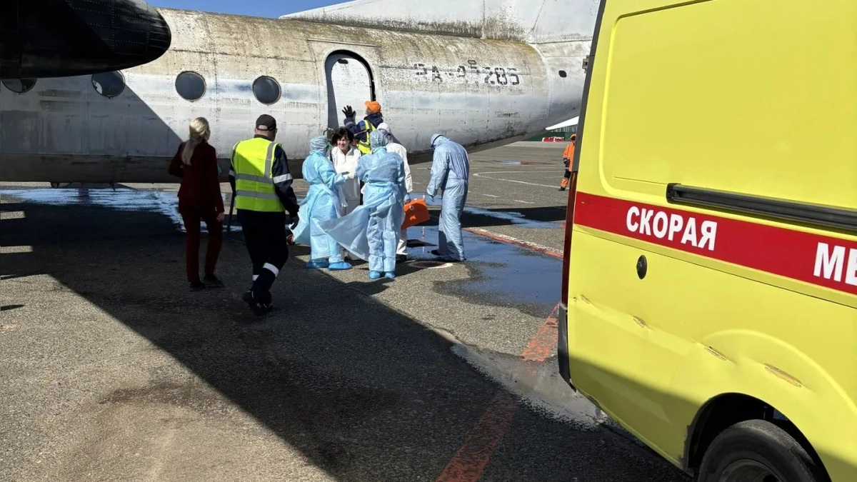 Учения в аэропорту, непогода и дорожные происшествия: главные новости за 20 апреля