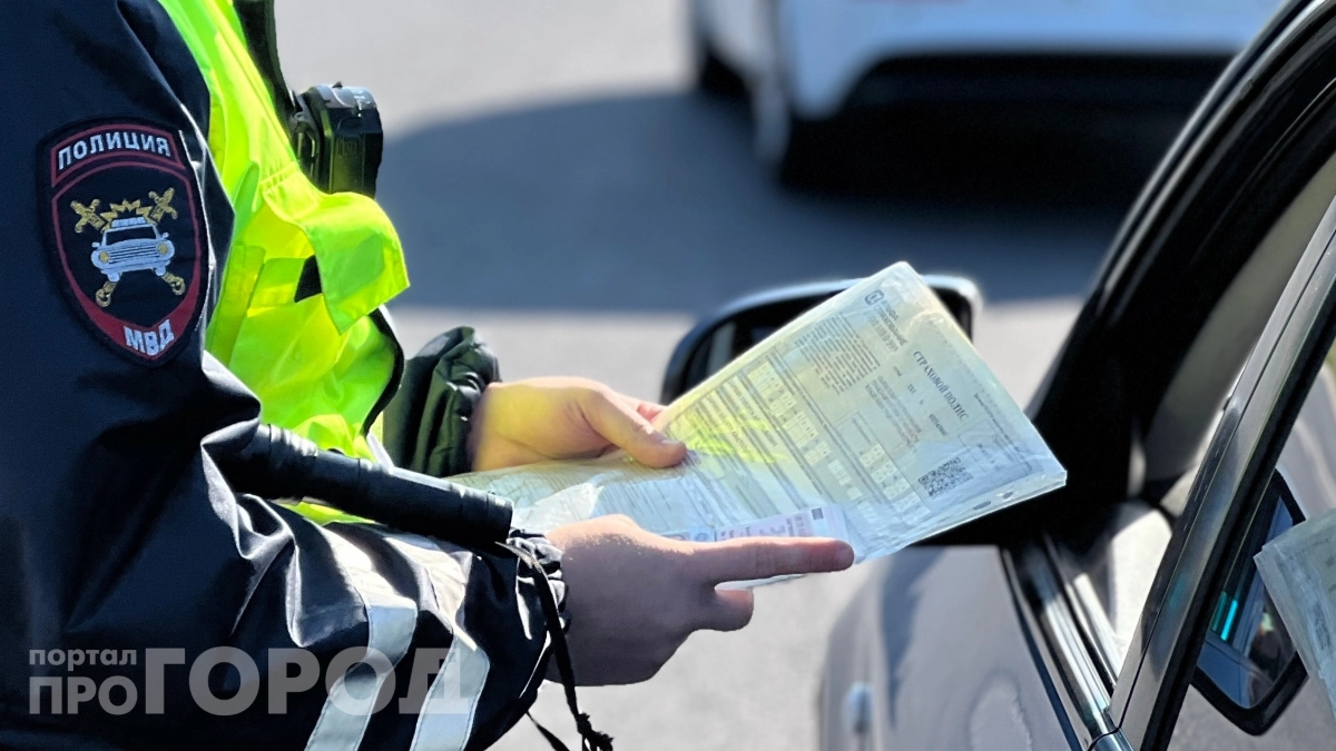 «Заберут номера и оштрафуют»: касается всех, у кого авто старше 15 лет — что на самом деле грозит водителям