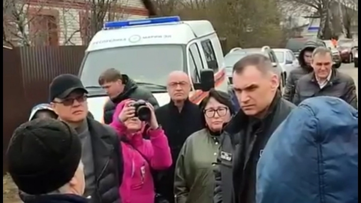 Зайцев приехал в затопленный Волжск: стягивают технику со всей республики