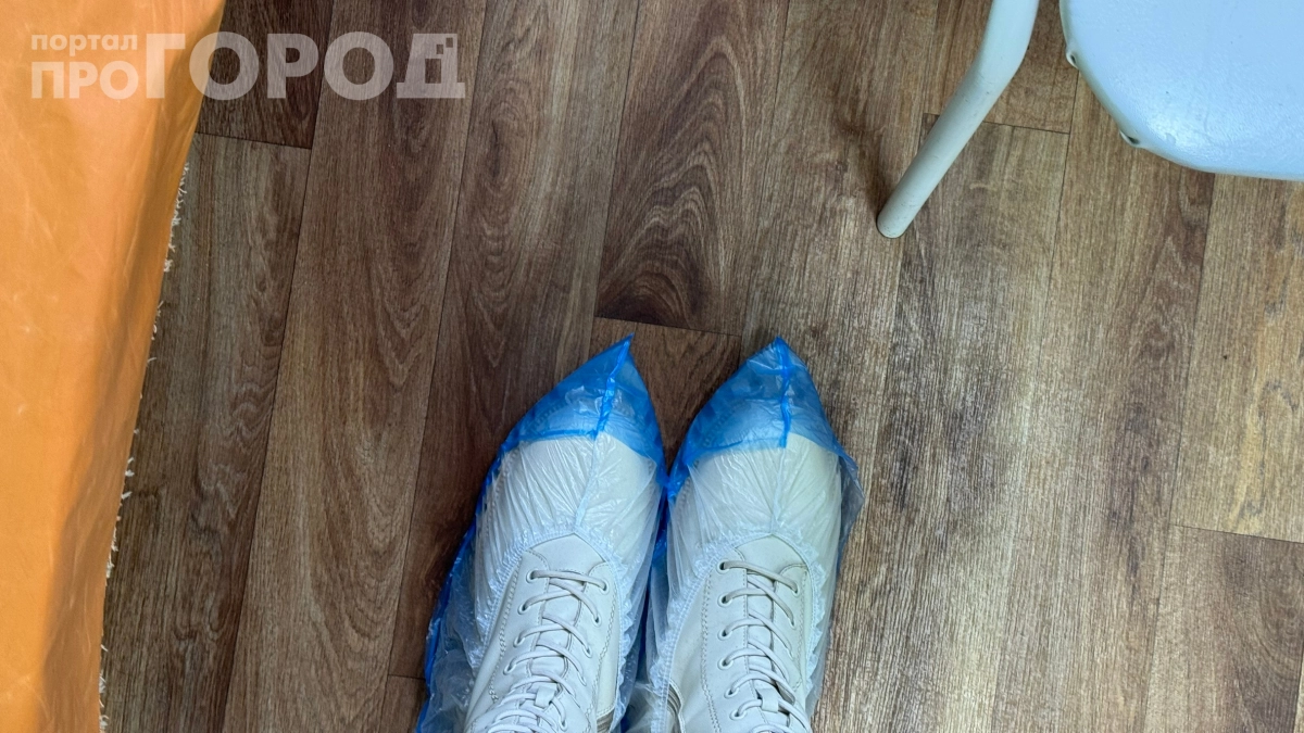 Бахилы не выбрасываю — еще и у соседей выпрашиваю: вот что с ними делают экономные хозяйки — 8 способов использовать их дома