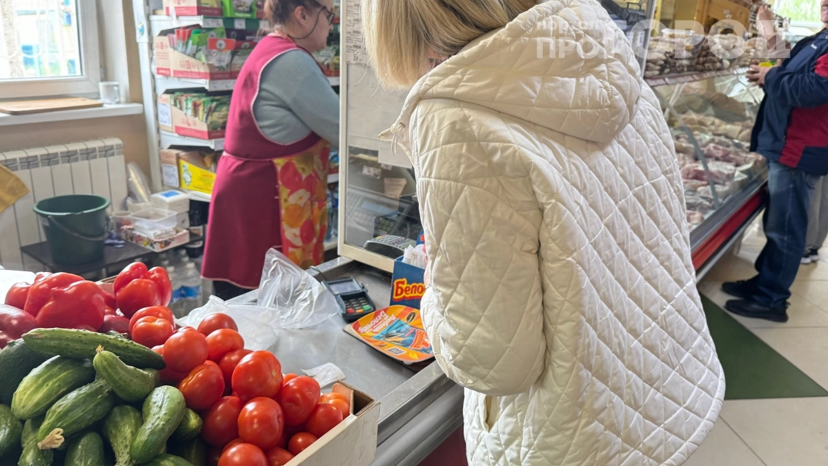 Карты уходят в прошлое: почему нас настойчиво переводят на QR‑коды — это выгодно банкам