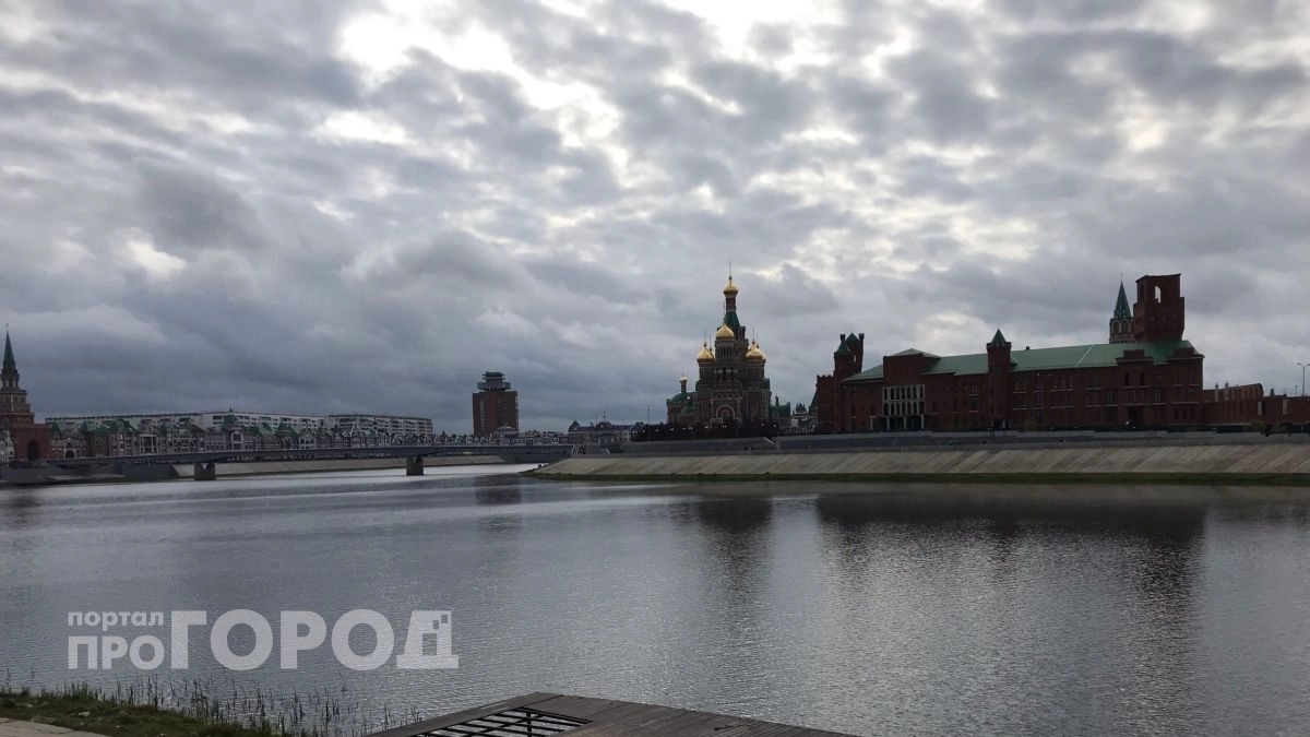 Ураганный ветер будет трепать Марий Эл и завтра