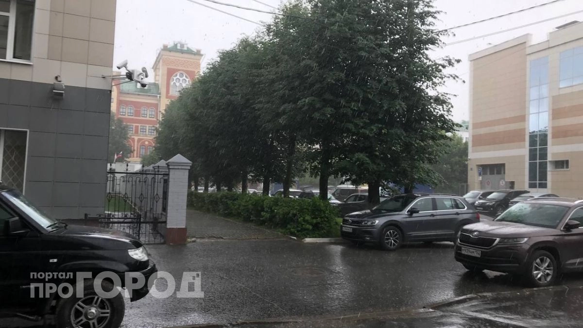 Ветер может снести с дороги: водителей Марий Эл предупредили о надвигающейся опасности