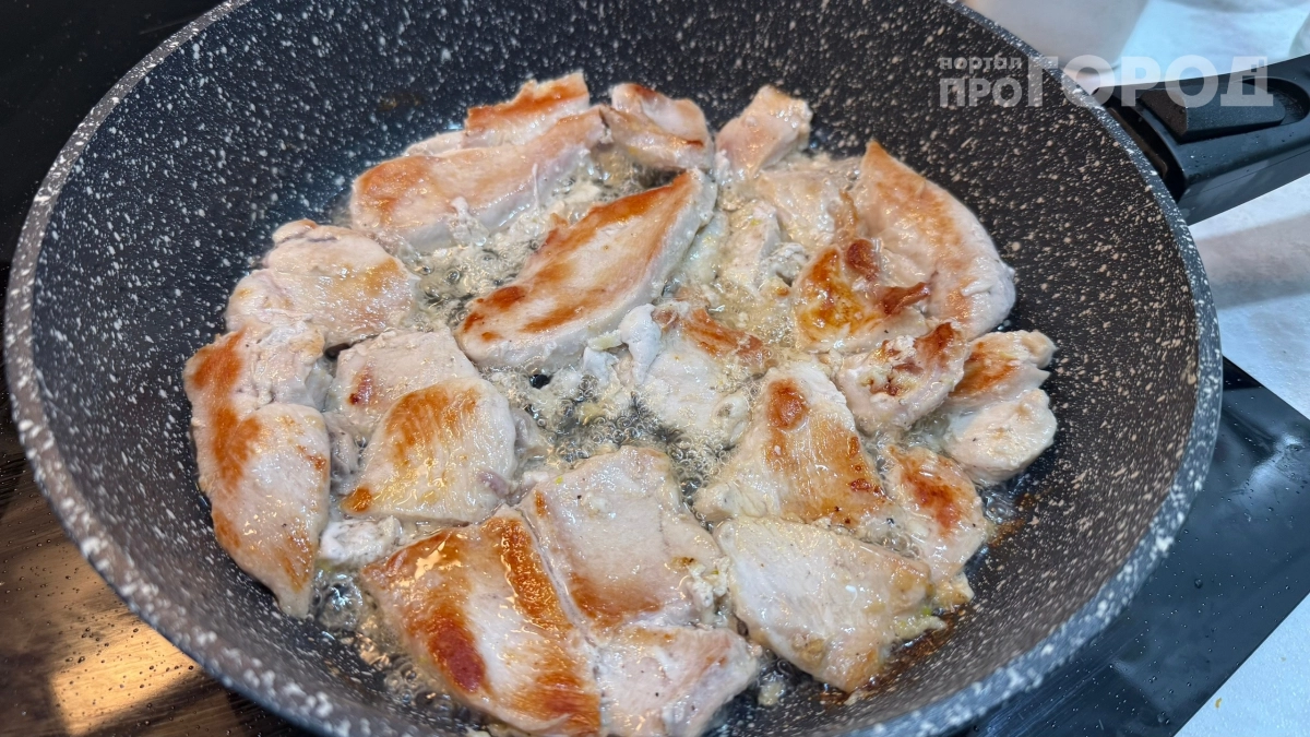 Сода вместо маринада: идеальная курица за 20 минут — мясо после этого становится как в лучших ресторанах