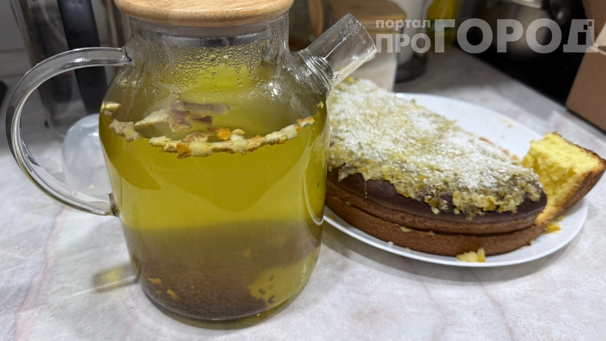 Эксперты поставили точку: сколько можно хранить заварку в чайнике — критический срок