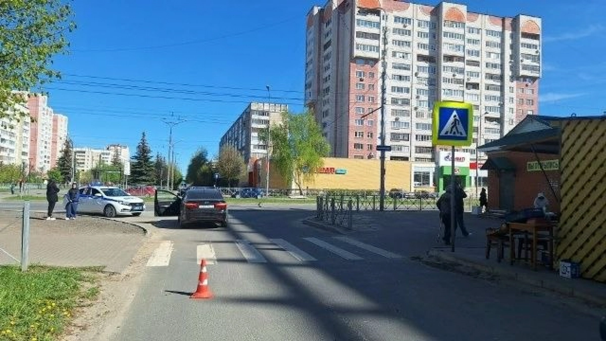 11-летняя девочка на велосипеде попала под колеса в Йошкар-Оле