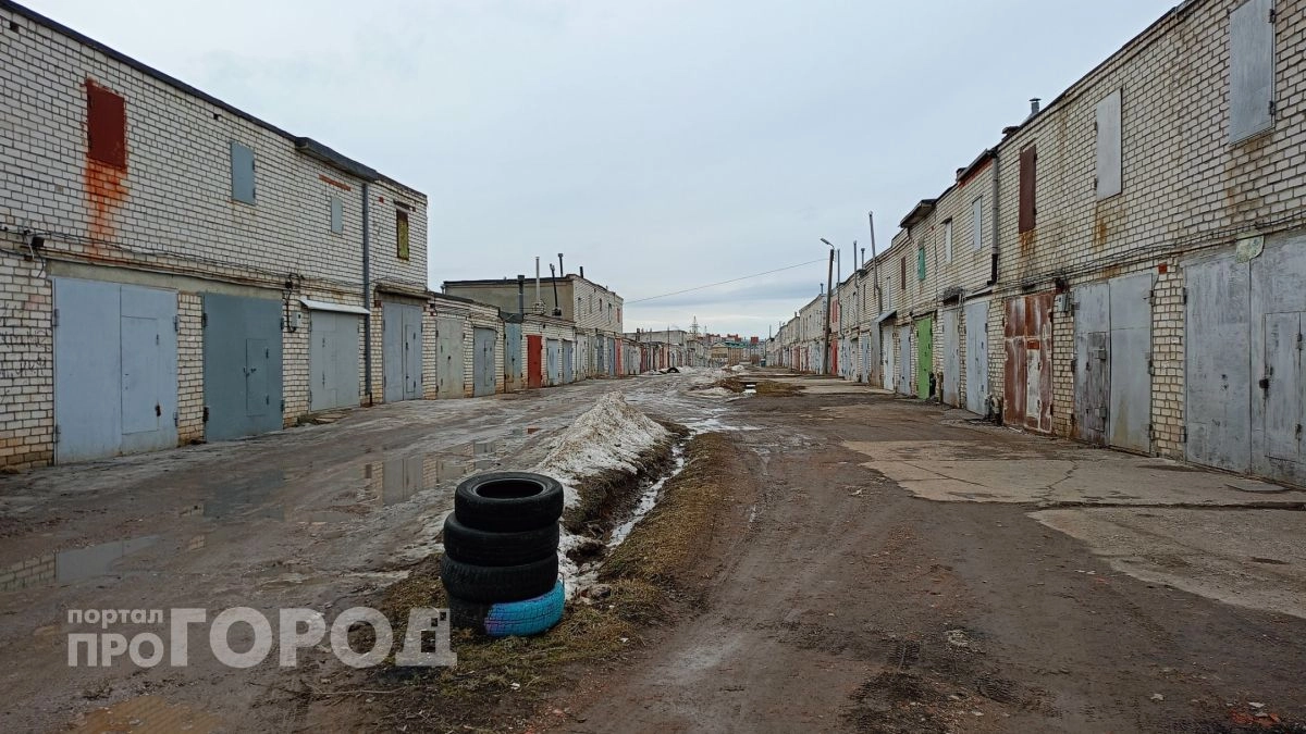 Женщина из Козьмодемьянска погасила долги за газ и свет только после ареста гаража