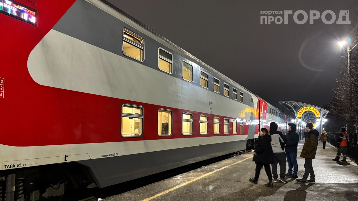 Столик на верхней полке и душ в вагоне: РЖД наконец-то расширили вагоны — вот как теперь