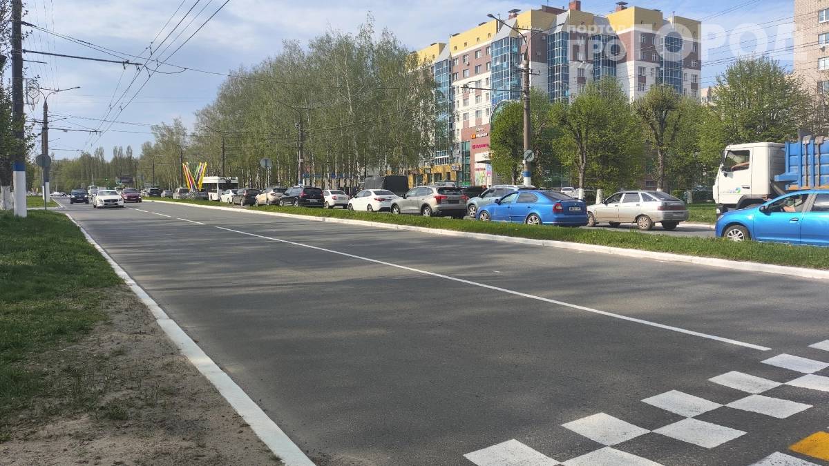 «Штрафов нет — включать незачем»: почему водители игнорируют ближний свет днём — раскрываем правду