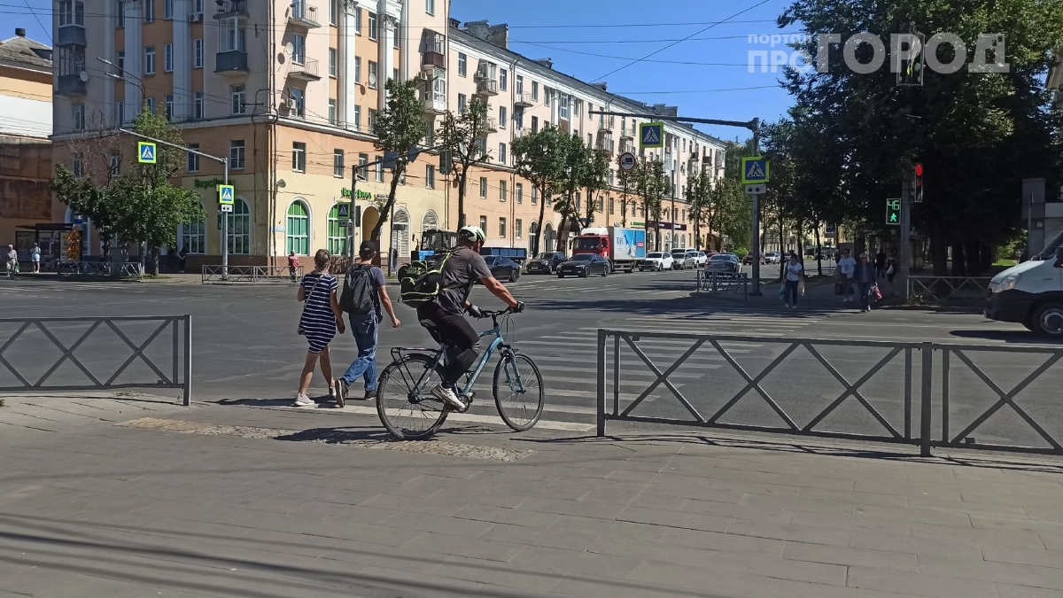 Обгон на пешеходном переходе — и прощайте, права: что нужно знать каждому водителю, рассказали в ГАИ