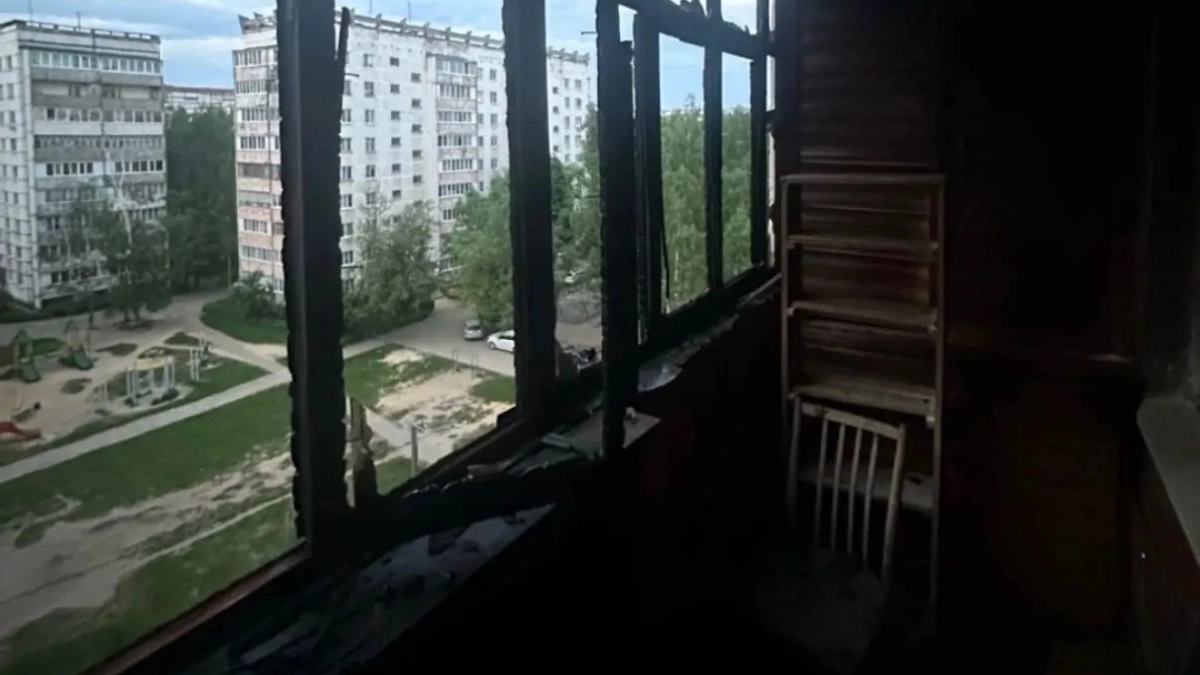 В Йошкар-Оле загорелась многоэтажка: эвакуировали 7 человек, хозяин квартиры погиб